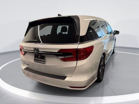 Used 2021 Honda Odyssey EX image 4