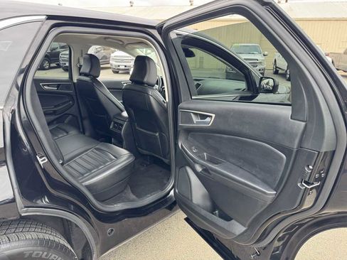 Used 2024 Ford Edge SEL image 19