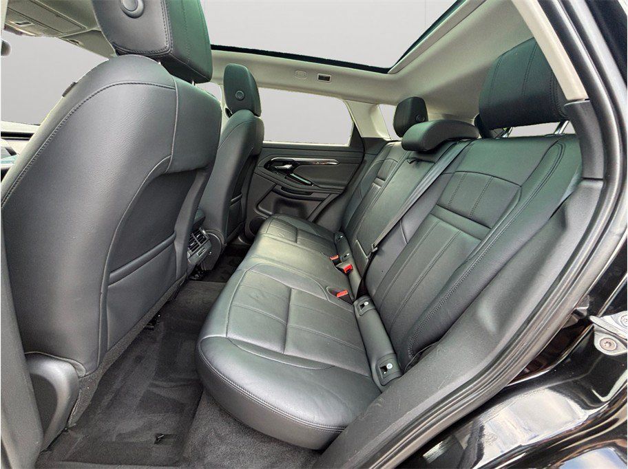 Used 2020 Land Rover Range Rover Evoque S AWD/4WD image 33