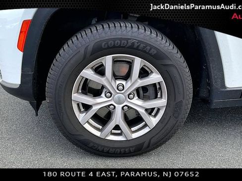 Used 2021 Jeep Grand Cherokee L Limited AWD/4WD image 8