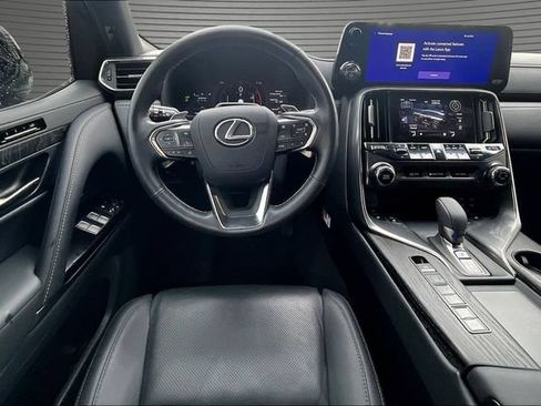 Used 2025 Lexus LX 700h Overtrail AWD/4WD image 8