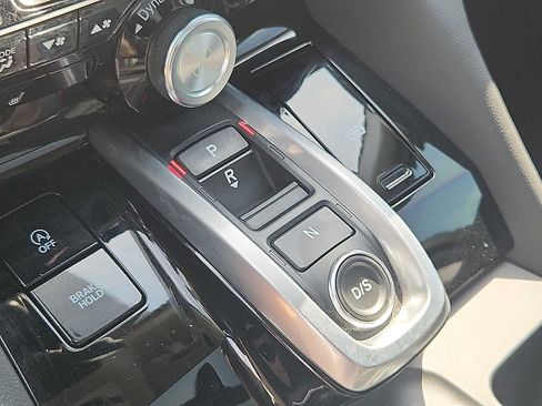 Used 2023 Acura MDX SH-AWD image 14