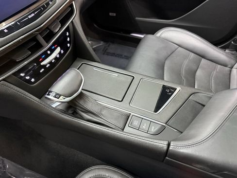 Used 2018 Cadillac CT6 Luxury AWD/4WD image 32