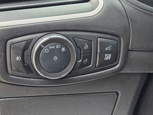 Used 2024 Ford Edge SEL w/ Convenience Package image 9