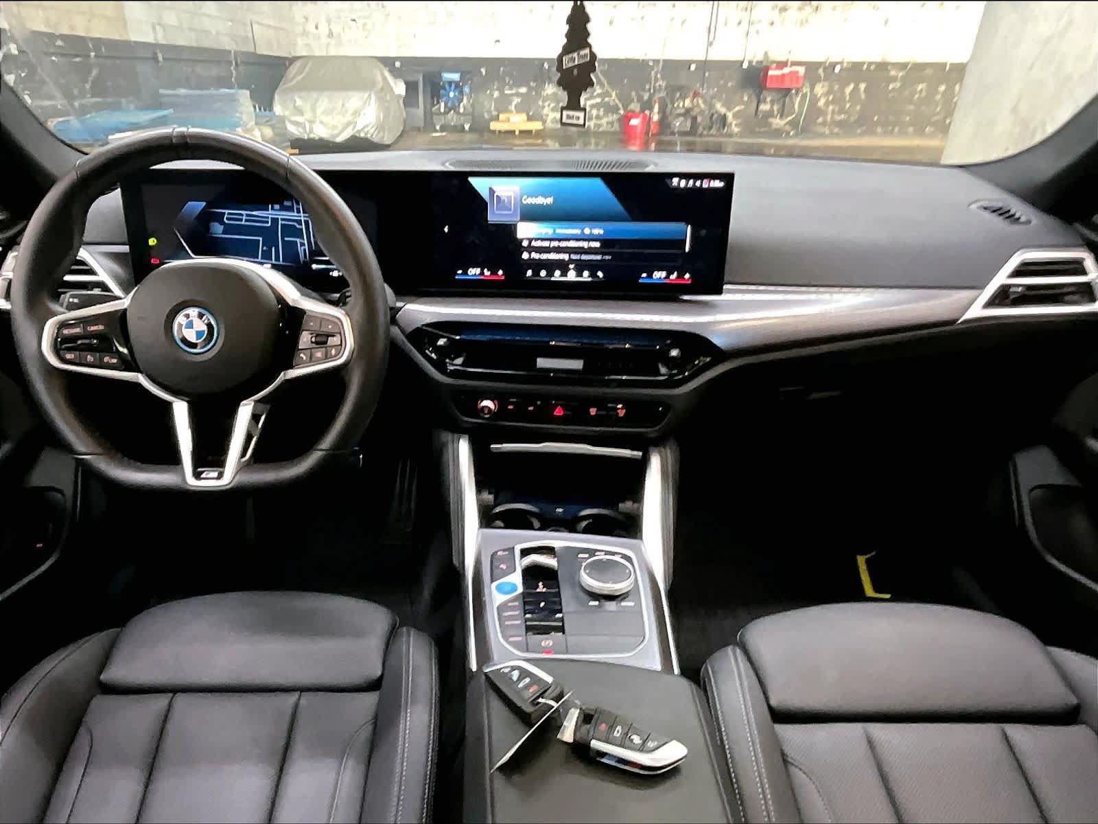 Used 2025 BMW i4 eDrive40 w/ M Sport Package RWD image 17