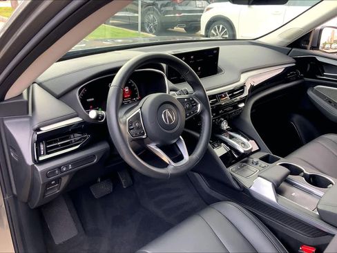 Used 2024 Acura MDX SH-AWD image 18