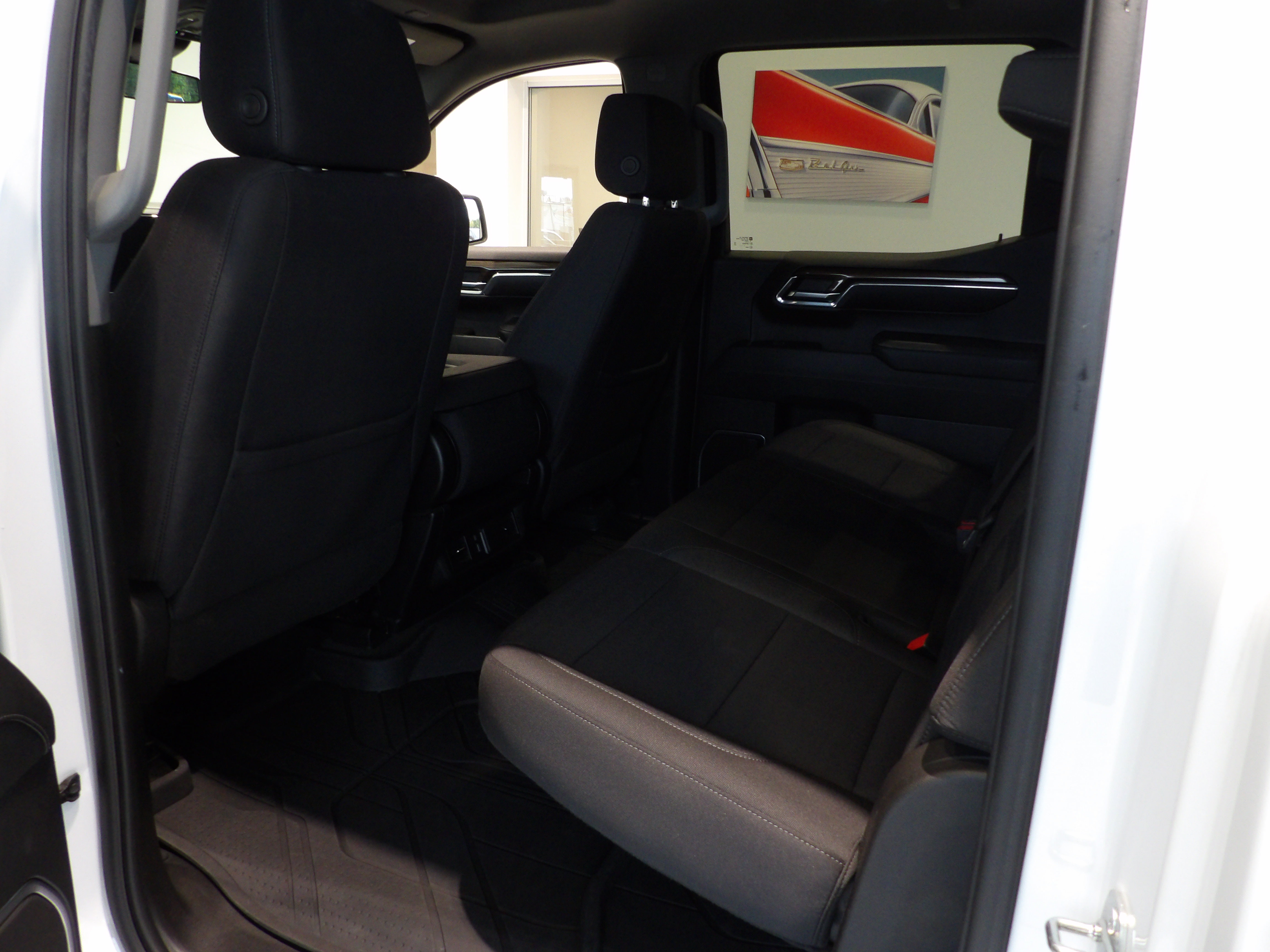 Used 2023 Chevrolet Silverado 1500 RST AWD/4WD image 16