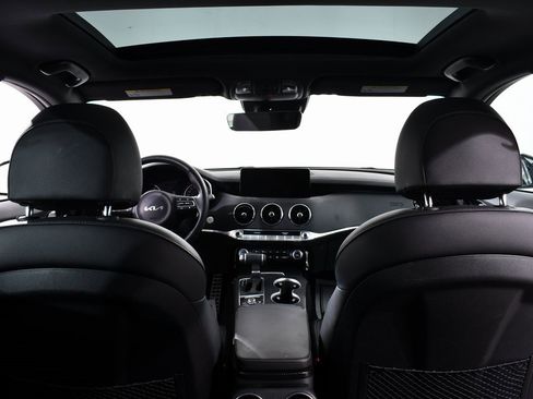 Used 2023 Kia Stinger GT-Line w/ Sun & Sound Package image 17