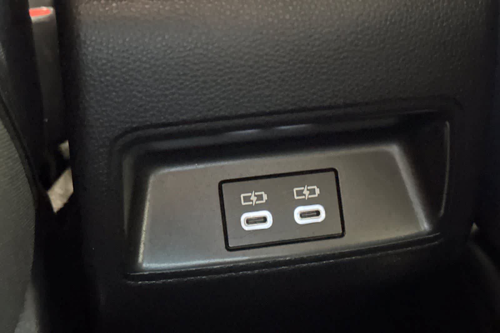 Used 2025 Toyota Corolla LE FWD image 25