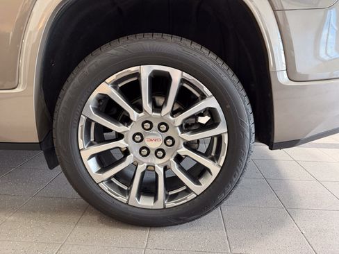 Used 2023 GMC Acadia Denali w/ Trailering Package FWD image 7