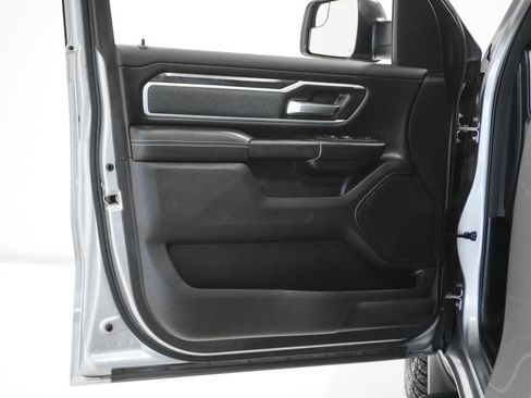 Used 2022 RAM 1500 Lone Star image 16
