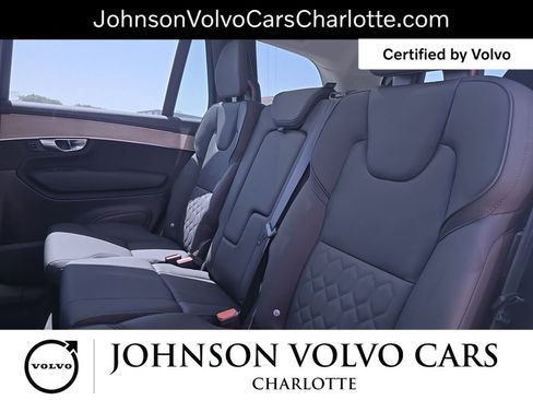 Certified 2025 Volvo XC90 B5 Plus AWD/4WD image 16