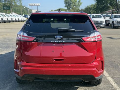Certified 2022 Ford Edge ST-Line image 3