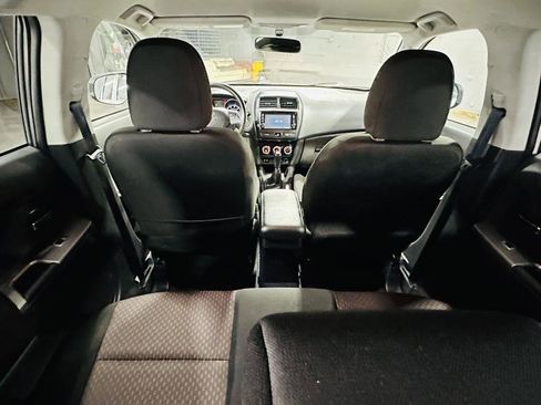 Used 2019 Mitsubishi Outlander Sport ES FWD image 27