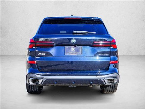 New 2026 BMW X5 xDrive50e w/ M Sport Package image 6