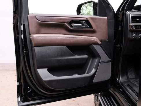 Used 2026 GMC Yukon XL Denali Ultimate AWD/4WD image 77