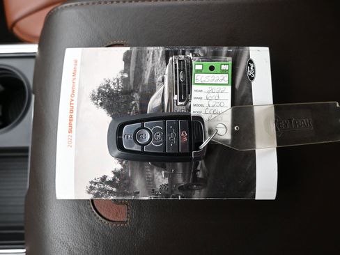 Used 2022 Ford F250 King Ranch w/ FX4 Off-Road Package image 20