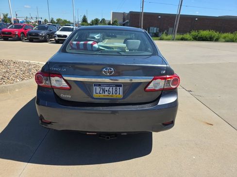 Used 2012 Toyota Corolla LE FWD image 6