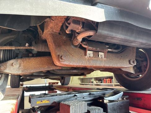 Used 2002 Ford Explorer XLS image 31