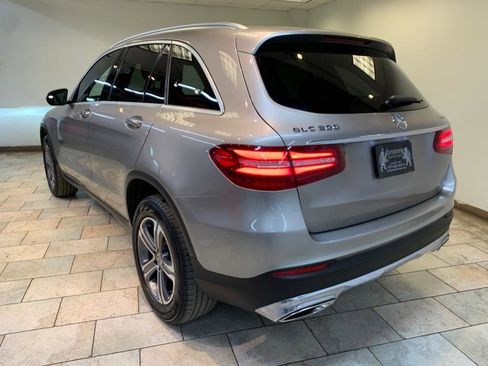 Used 2019 Mercedes-Benz GLC 300 4MATIC image 6