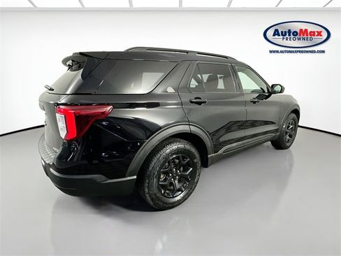 Used 2022 Ford Explorer Timberline image 2