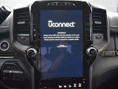 Used 2020 RAM 2500 Limited image 17