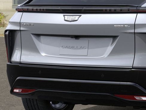 New 2026 Cadillac Lyriq Sport w/ LPO, Floor Liner Package AWD/4WD image 14