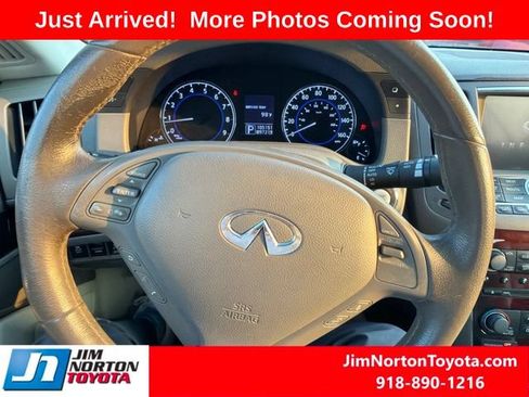 Used 2011 INFINITI G37 Convertible w/ Premium Pkg RWD image 10