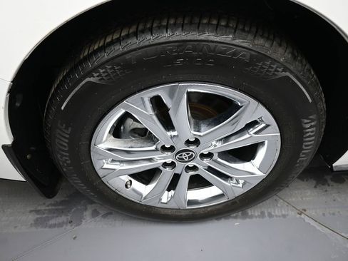 Certified 2023 Toyota Sienna XSE w/ XSE Plus Package image 12