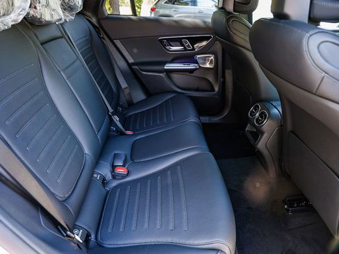 New 2025 Mercedes-Benz GLC 300 4MATIC image 18