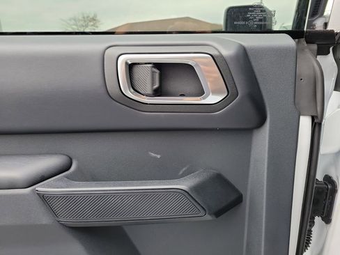 New 2025 Ford Bronco Outer Banks image 14