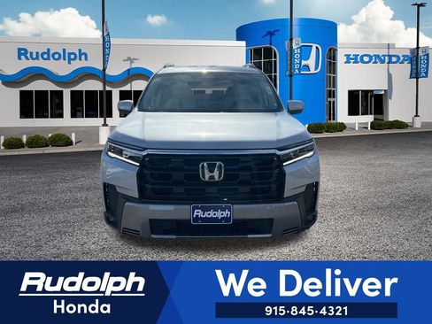 New 2026 Honda Pilot Touring image 8