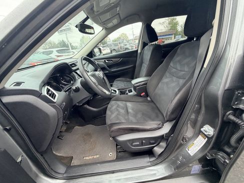 Used 2014 Nissan Rogue SV w/ SV Premium Package image 36