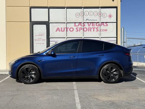 Used 2021 Tesla Model Y Long Range image 5