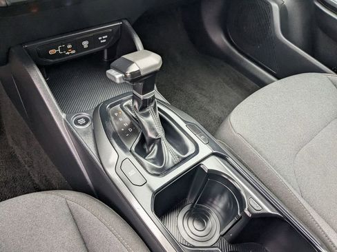 Used 2025 Kia K4 LXS image 23