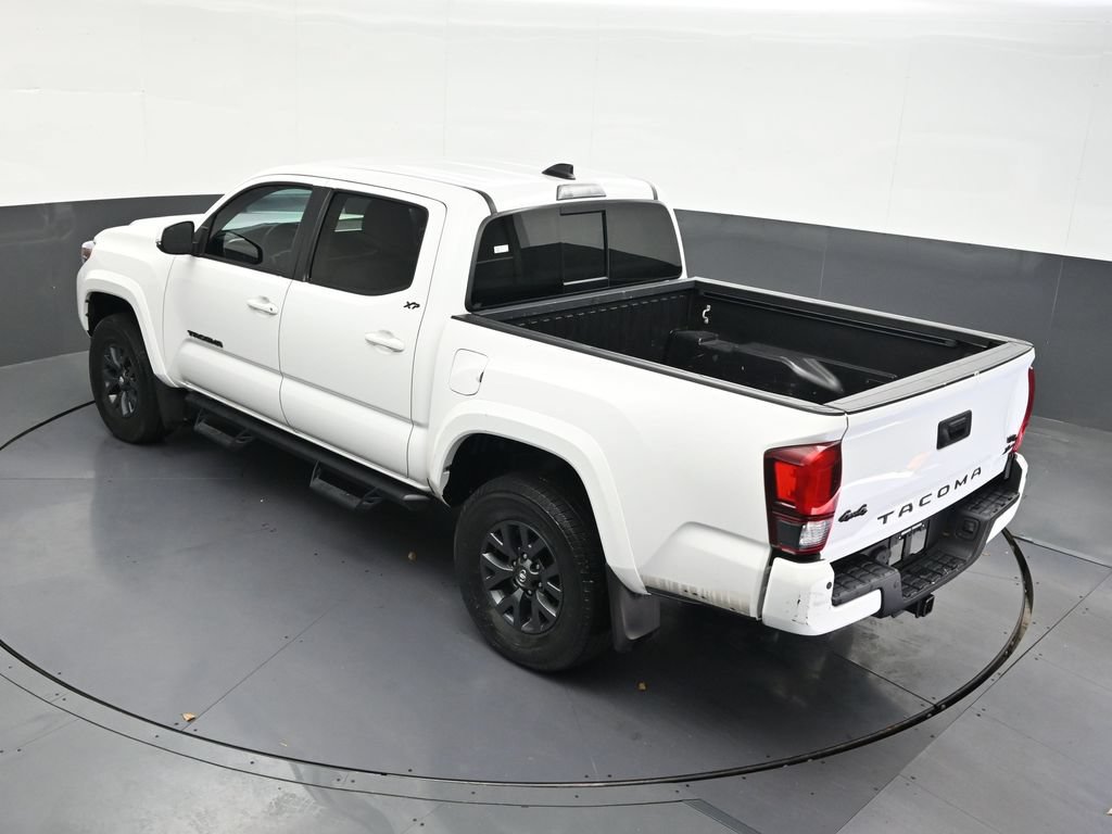 Used 2023 Toyota Tacoma SR5 AWD/4WD image 18