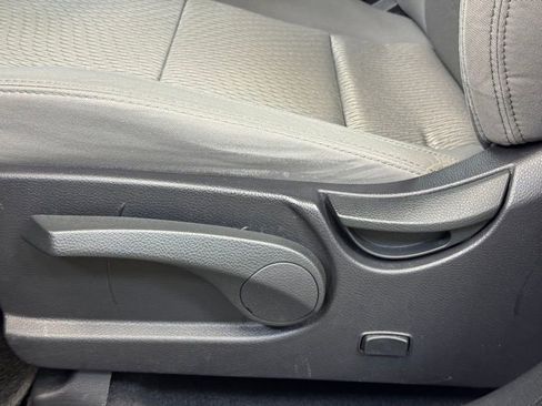 Used 2018 Hyundai Santa Fe Sport image 12