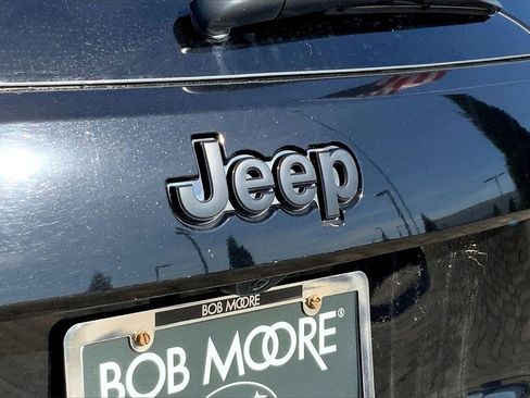 Used 2021 Jeep Grand Cherokee Freedom Edition image 24