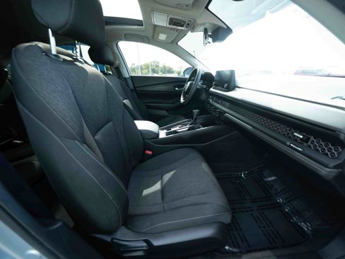 Used 2025 Honda Accord SE image 26