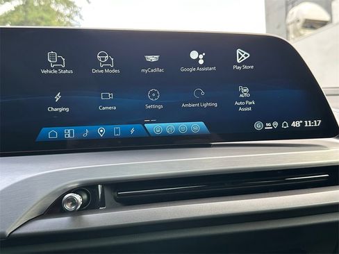 New 2026 Cadillac Vistiq Sport image 28