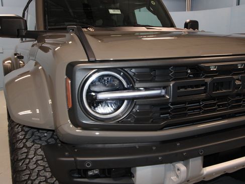 New 2026 Ford Bronco Raptor w/ Interior Carbon Fiber Pack AWD/4WD image 34