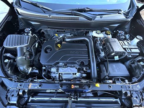 Used 2024 Chevrolet Equinox LT w/ LPO, Floor Liner Package image 24