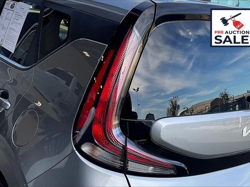Certified 2023 Kia Soul LX w/ Option Group 015 image 27