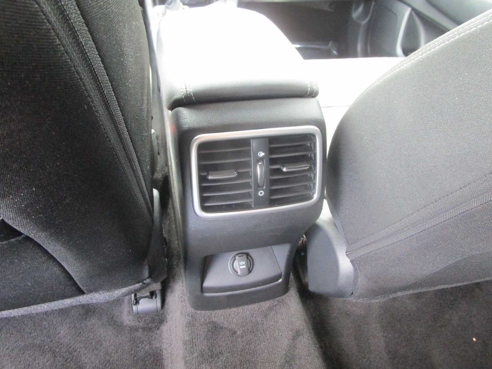 Used 2022 Kia Sportage LX AWD/4WD image 11