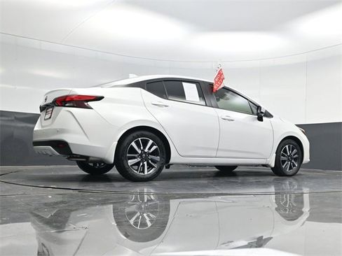 Used 2025 Nissan Versa SV w/ Trunk Package image 48