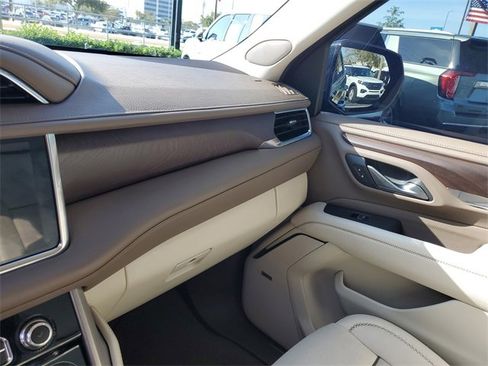 Used 2024 GMC Yukon Denali image 24