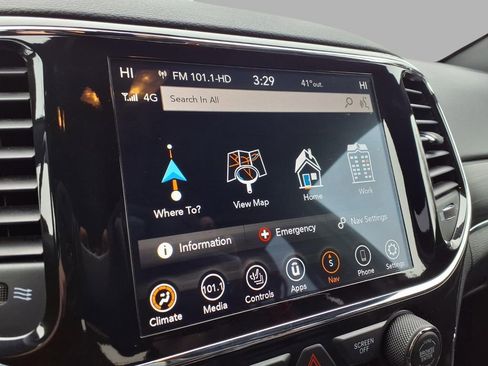 Used 2021 Jeep Grand Cherokee Limited w/ Premium Lighting Group image 8