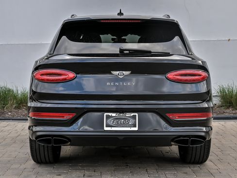 Used 2022 Bentley Bentayga AWD/4WD image 15