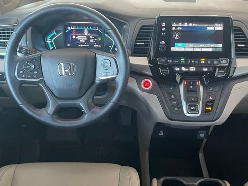 Used 2022 Honda Odyssey EX-L image 13