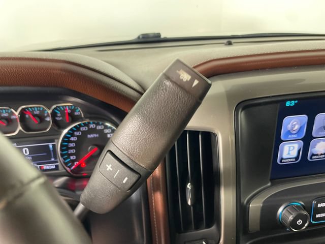 Used 2015 Chevrolet Silverado 1500 High Country w/ High Country Premium Package AWD/4WD image 9